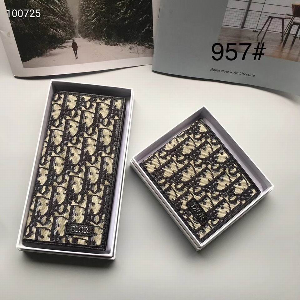 WL957