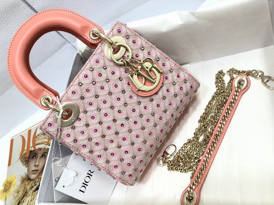 Dior M0505方格珠子17x15x7cm CN2色