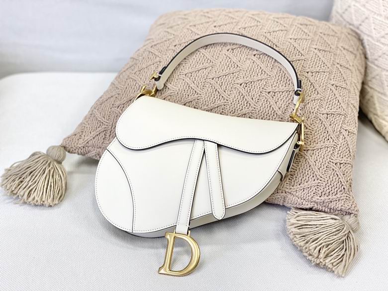 M0446 25X20X6cm YG 6