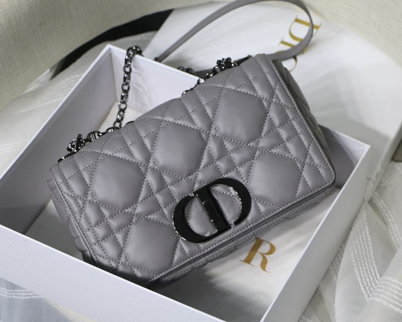 DIOR M8017 M25x15.5x8cm yz