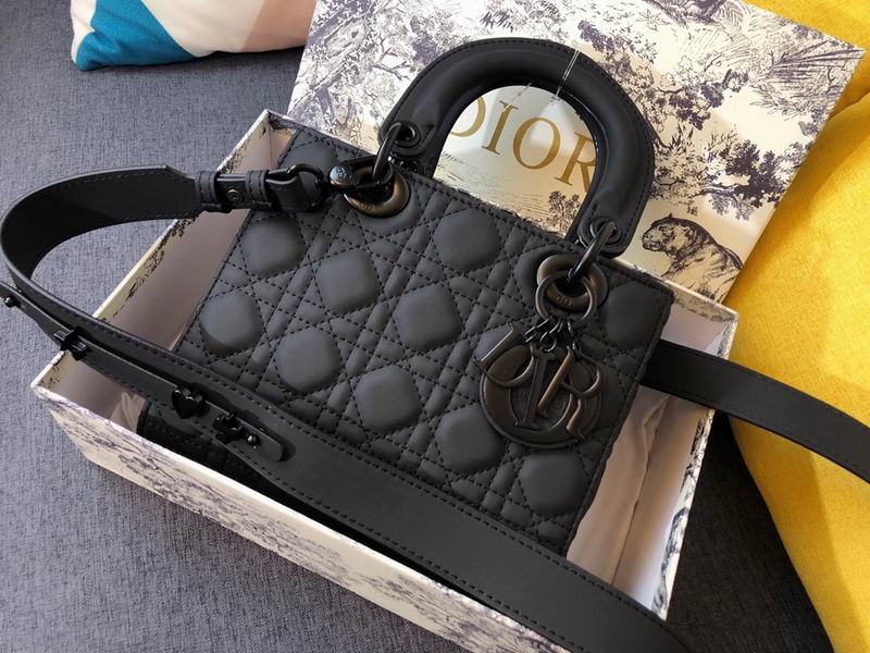 M0538_4 20X16.5X8cm CN