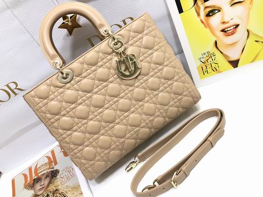 Dior Lady M0566 32x25x11cm wz2色1
