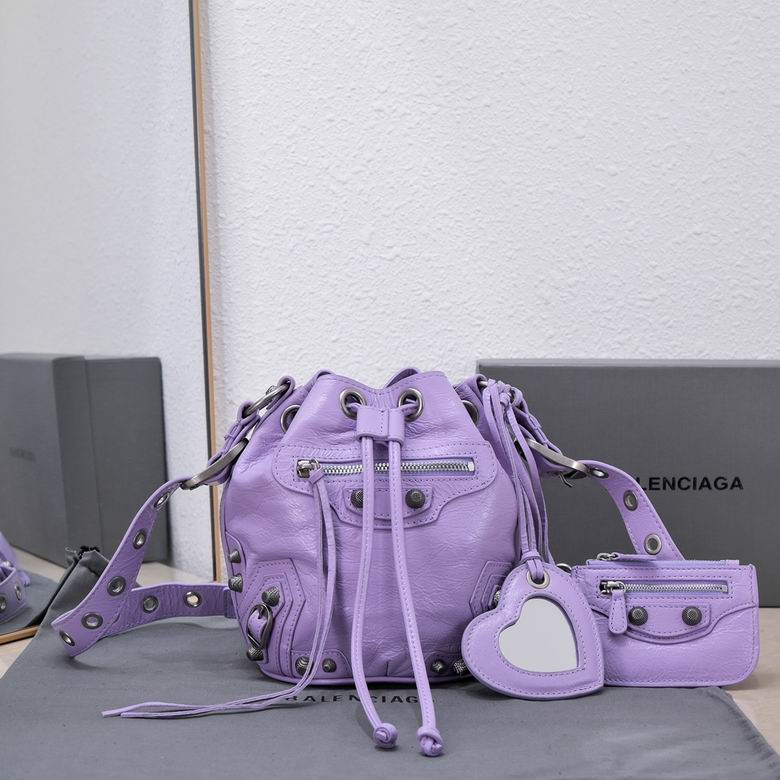Balenciaga 长15x高20x宽18cm FY 11