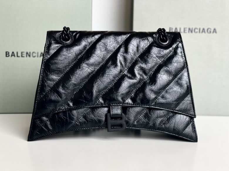 Crush 中31x20x底12cm,小25x15x底9.5cm FY 1