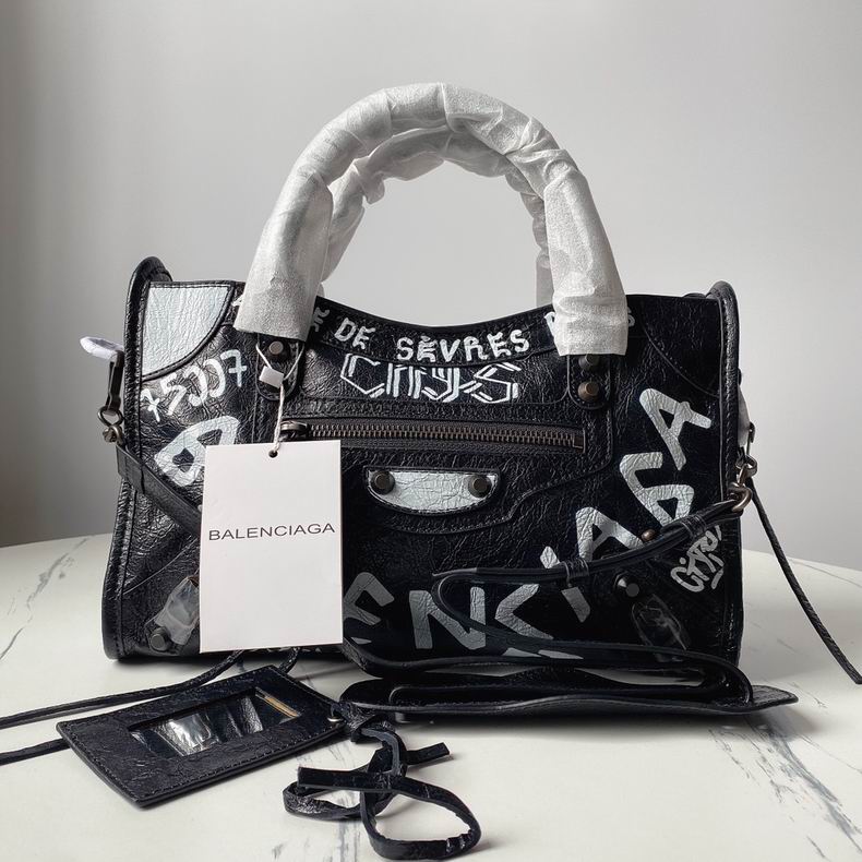 Balenciaga 30 cm fy