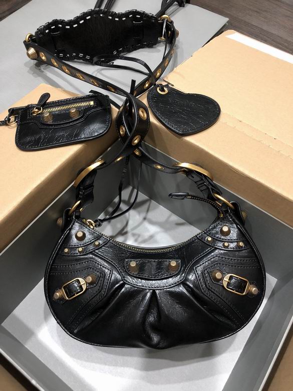 Balenciaga 小26x16x10cm FY 7