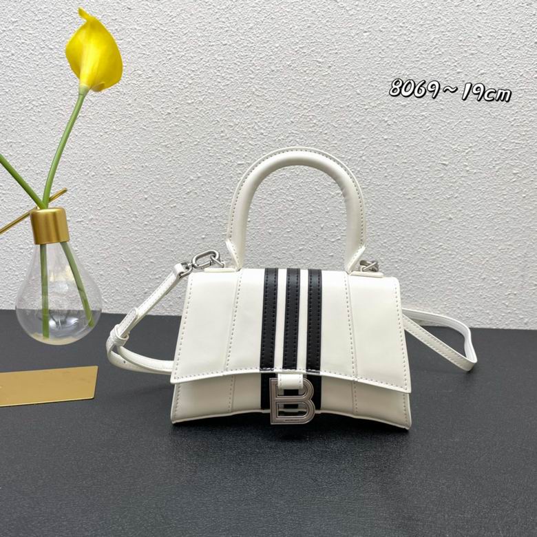 8069 19X13X6cm GY 4colour