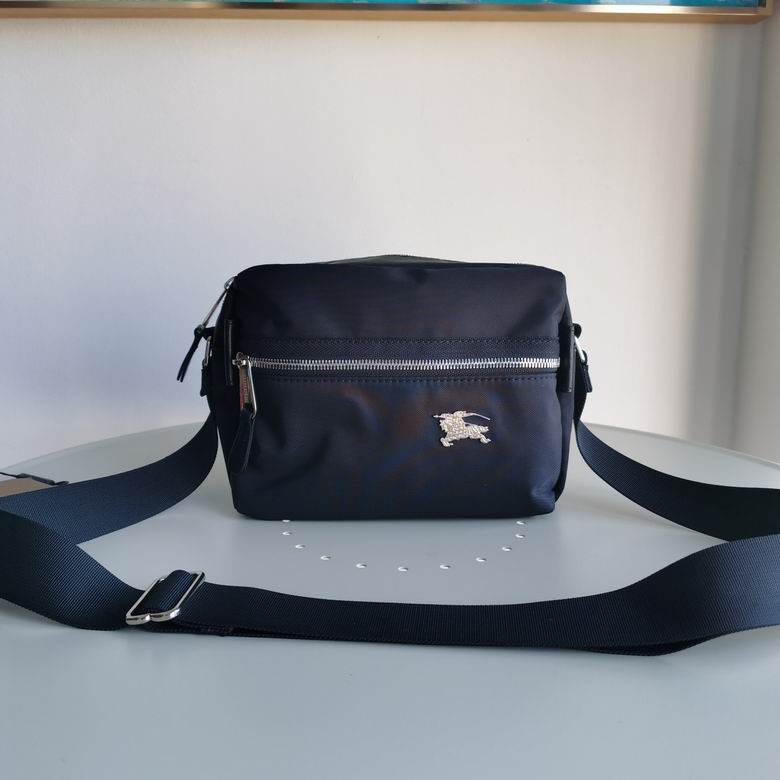 Burberry 22x11x17cm HQ 2