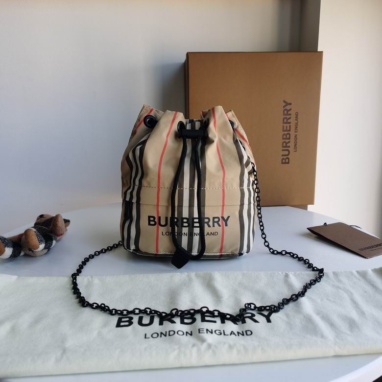 Burberry 16x20x10cm HQ 1