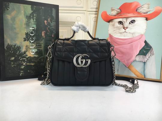GG Marmont 583571 21x15.5x8cm df06