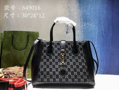 685129 30X24X12cm DF