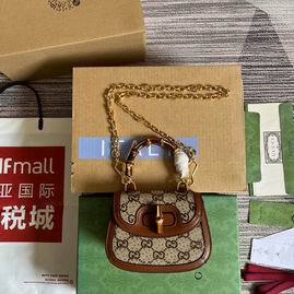 735116 17X12.5X8cm MP