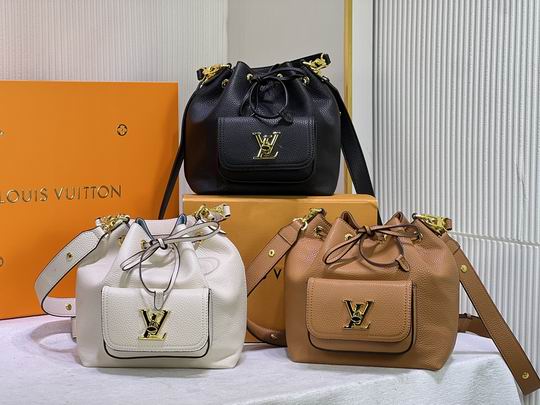 Lockme M57687黑57688灰57689橙 23x23x16cm cs