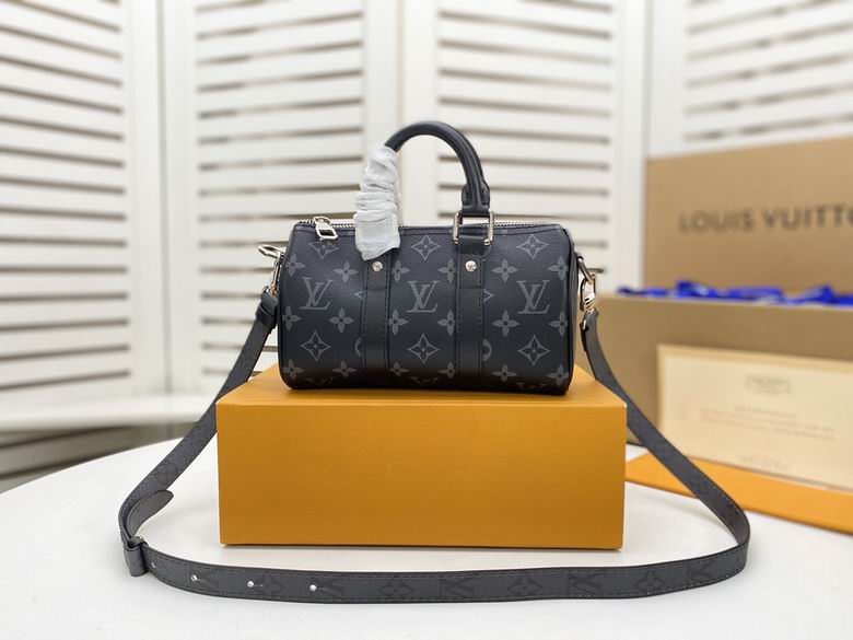 keepall xs M45947 21X12X9 wm