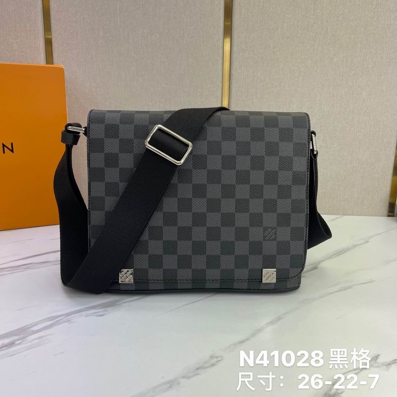 M44000 33X28X8cm XM