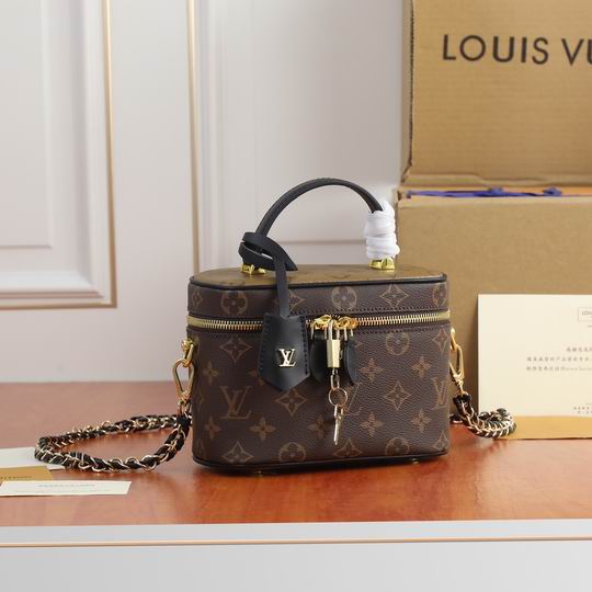 Nicolas Ghesquitere M45165 19x13x11cm ww