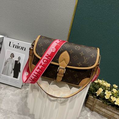 M46049 25X9X15cm YG