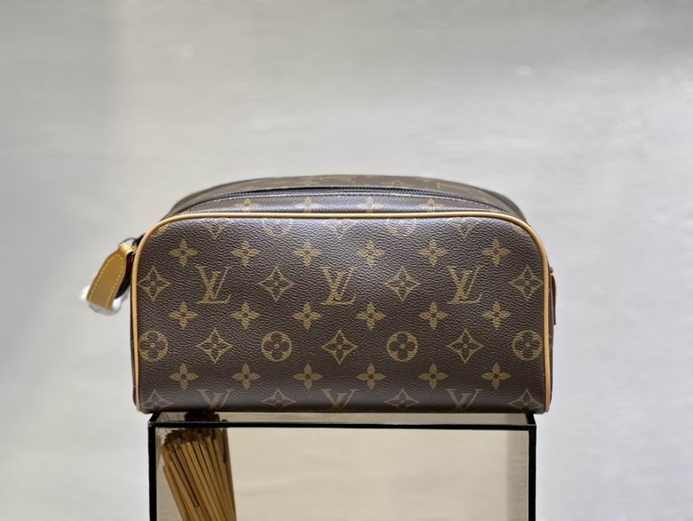 M46696 28X15X16.5cm YG