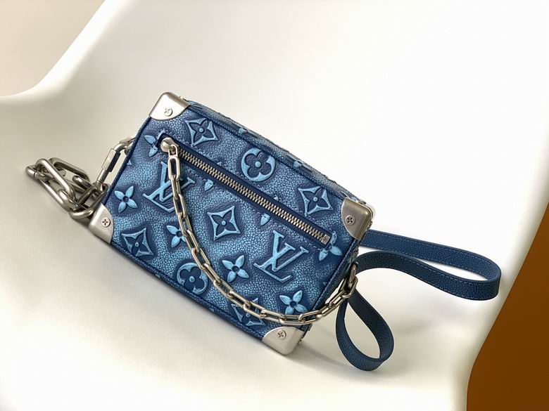 M21368 18.5X13X8cm XM