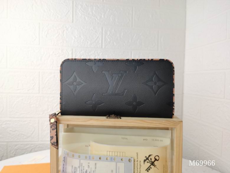 M60017 19X10cm XM 8