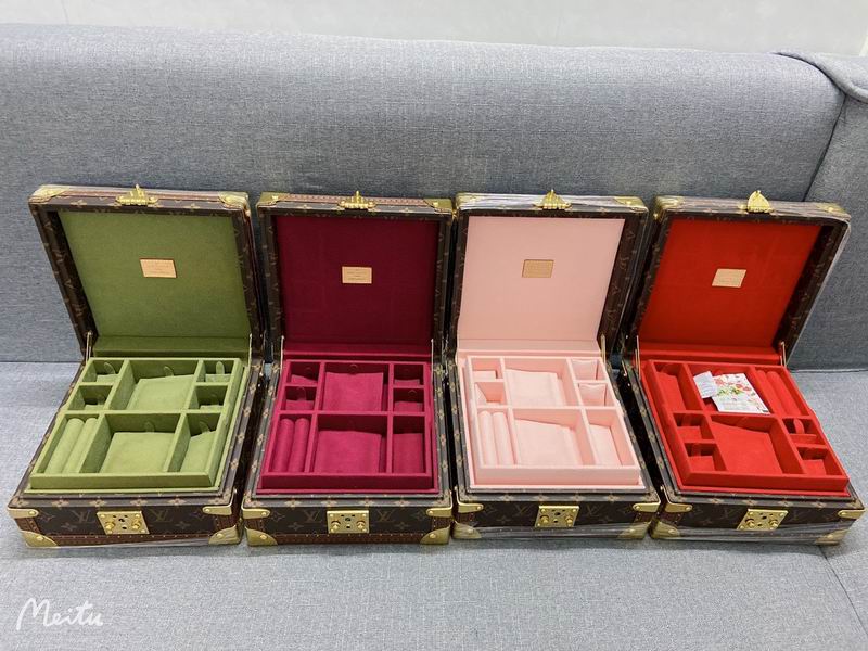 LV MCoffret case