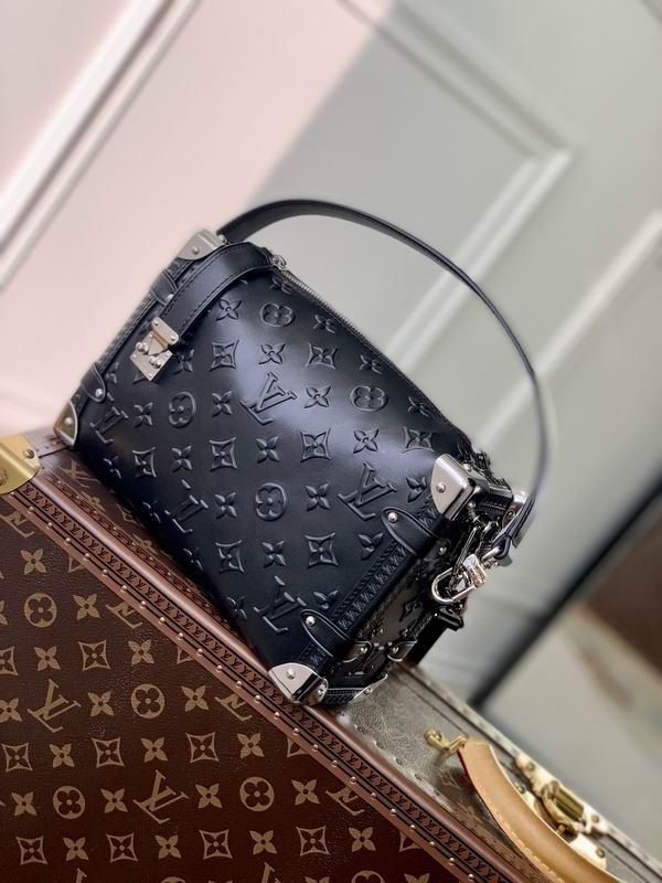 Petite Malle M21709全皮黑 21x14x6cm gf
