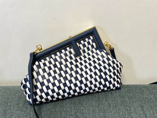 9.5X26X18cm 073009 SF