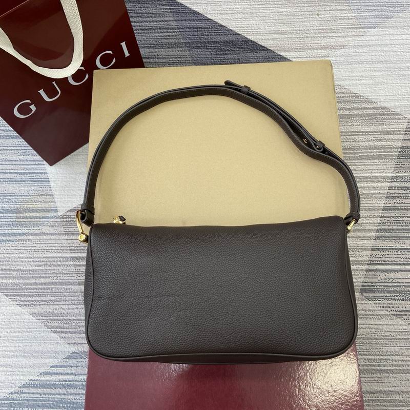 860787 31.5x17x12cm MP7
