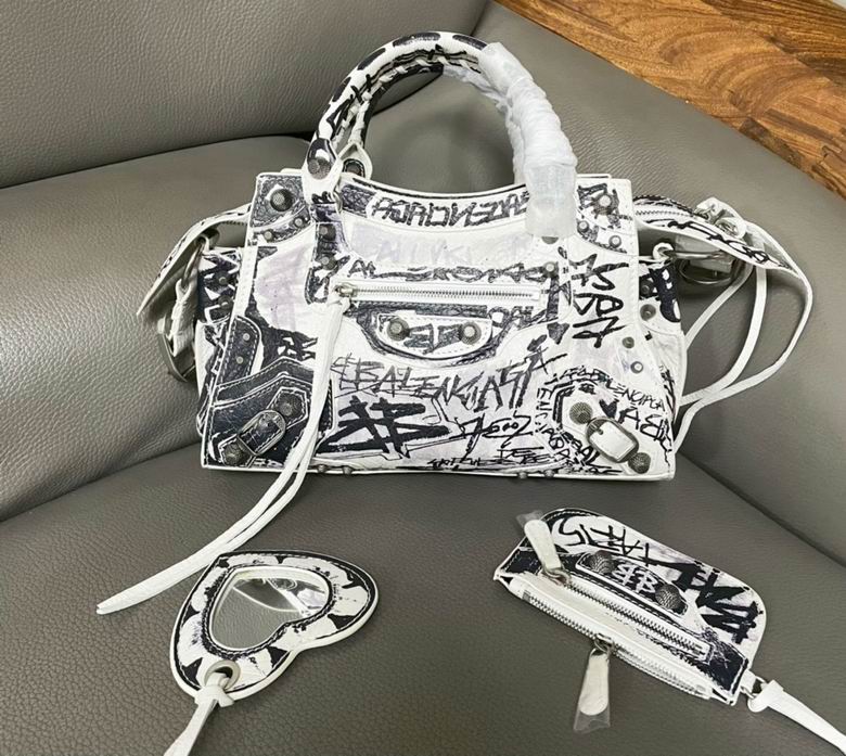 1688L 38.5X16.5X24cm GY 3色