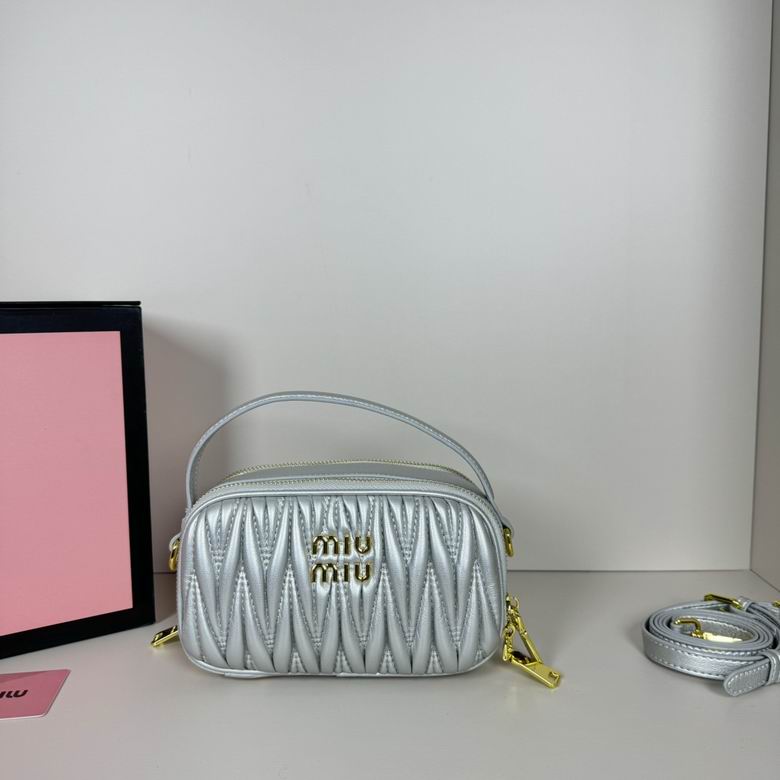 2024 Miu Miu 相机包 1：1