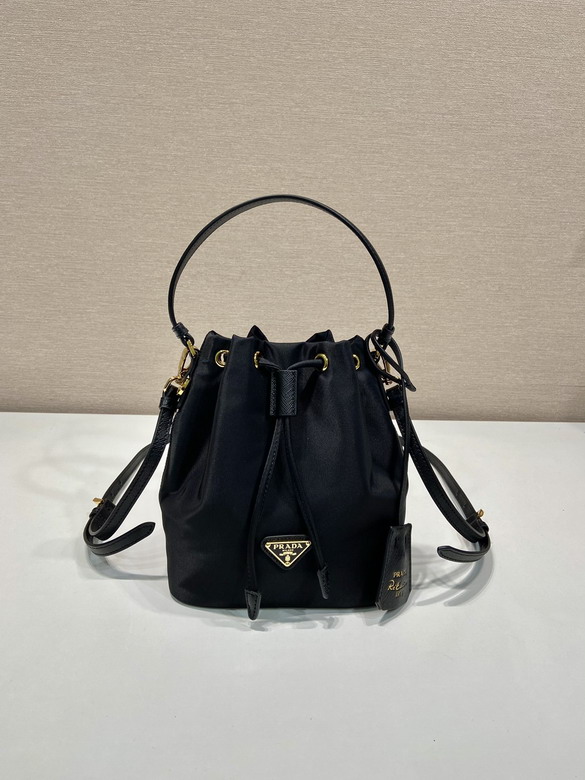 Prada 1BE067 15.5x19.5x10cm AP3