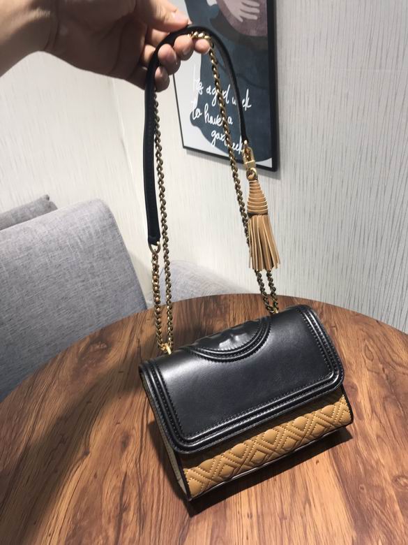 718 21X15X6.5cm TB 8