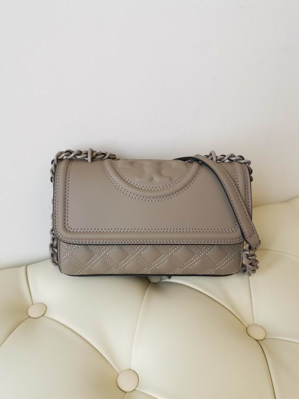 755 27X18X8.3cm 21X13.5X6.5cm TB 8