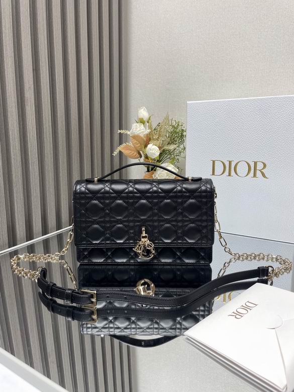 0605 24X14X7.5cm WO 4colour