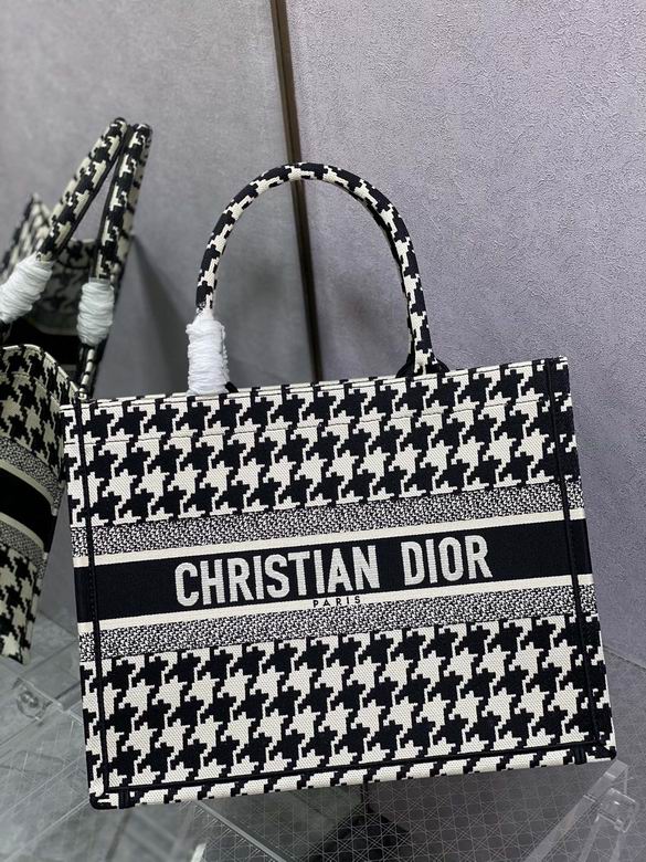 8001 36X18X28cm YG 7