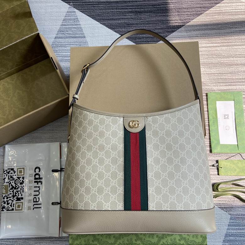 781392 34X32X17cm MP 3colour