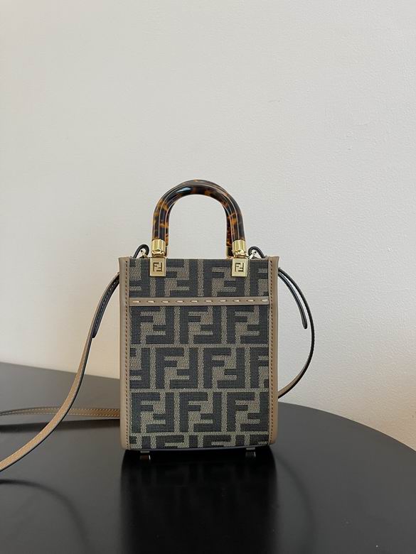 8041B59 13X6.5X18cm H