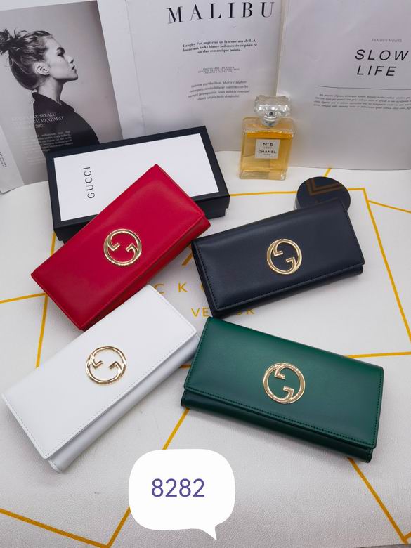 8282 XMY 4colour