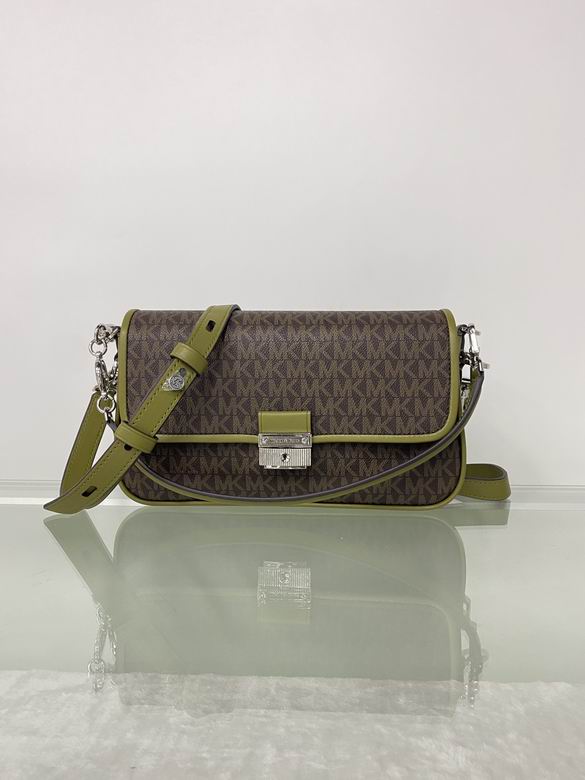 Bradshaw 26X14X4cm 082306 EY 8