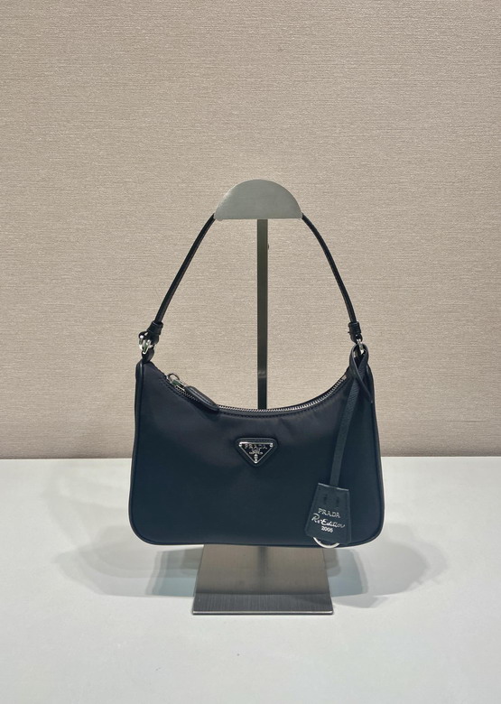 Prada Hobo 1N204M 22x18x65cm AP1