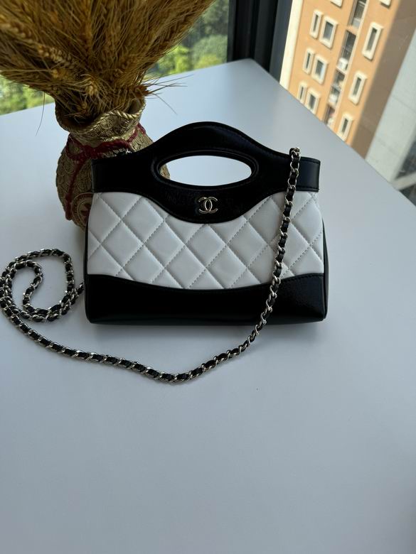AP3656 17.5X20.5X3.5cm BL 8