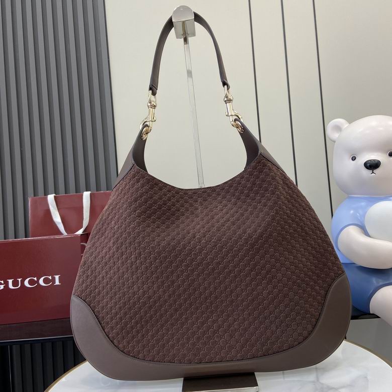 Body 815924 49X46X4cm YG 3colour