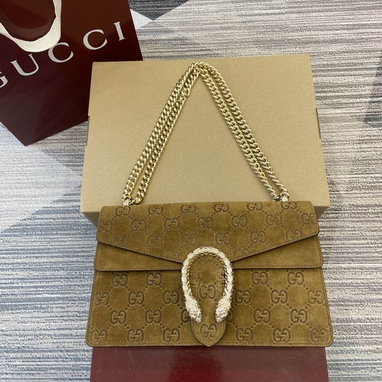 818145 27.5X16X8cm MP 3colour