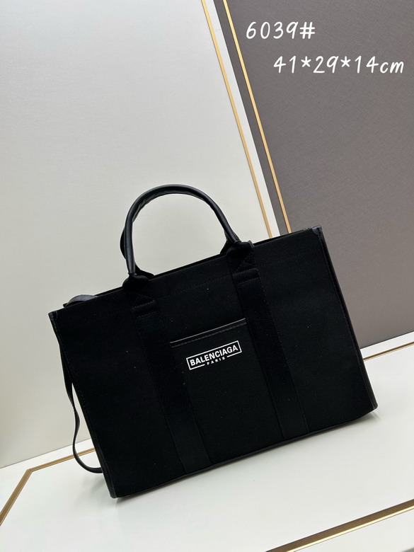 Balenciaga 6039 41x29x14cm jj1
