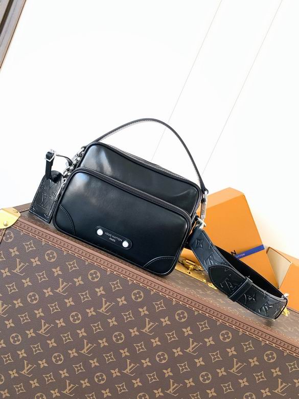 M13987 25X17.5X11cm WP