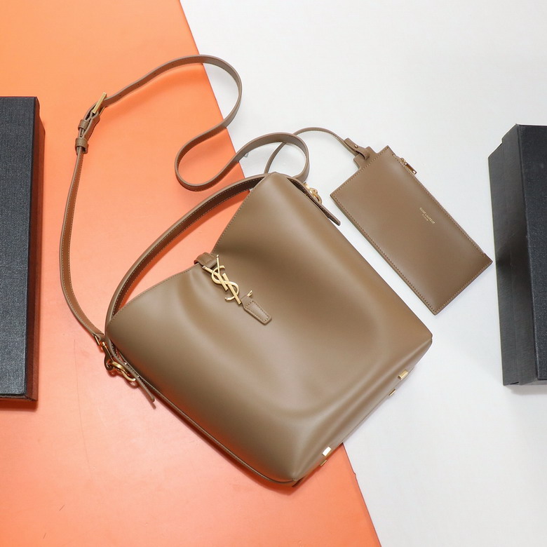 YSL 742828 26x20x12cm 8D3