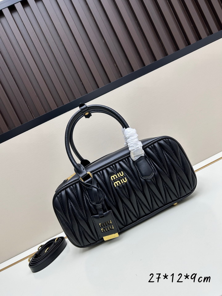 Miu 27x12x9cm ss