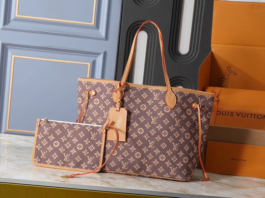 Neverfull M40995 31x28x14cm ss7