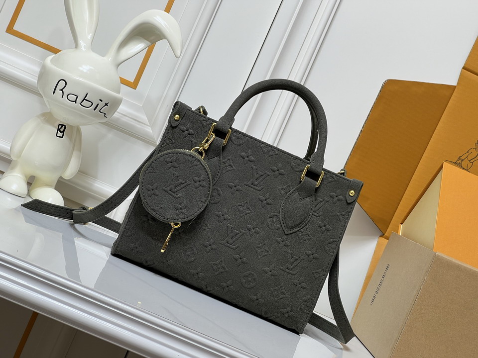On M46373 25x19x11.5cm ss7
