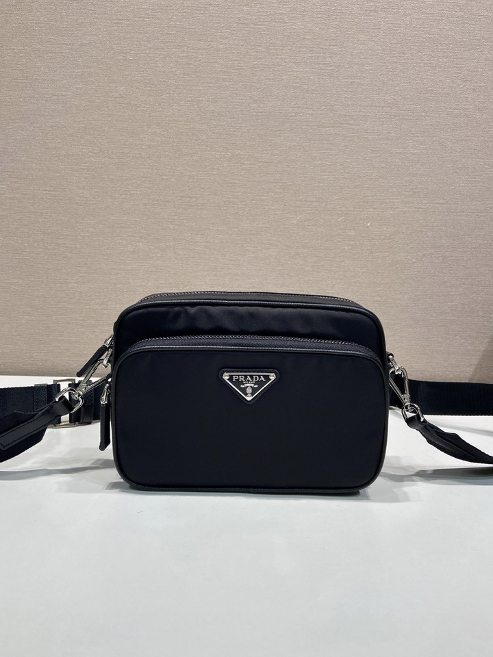 Prada 2VH170 20x13.5x7cm AP1